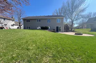2210 9th Ave SE, Willmar, MN 56201 - Photo 1