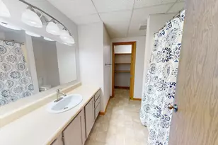 2210 9th Ave SE, Willmar, MN 56201 - Photo 39