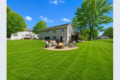2210 9th Avenue SE, Willmar, MN 56201 - Photo 1