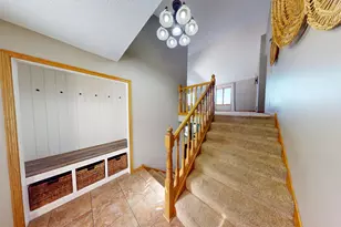 2210 9th Ave SE, Willmar, MN 56201 - Photo 5