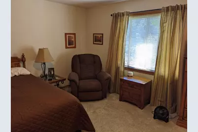 16597 Kenning Road, Eden Prairie, MN 55347 - Photo 33