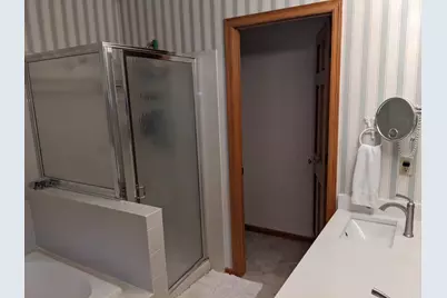 16597 Kenning Road, Eden Prairie, MN 55347 - Photo 45