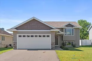 1374 Blue Jay Pl, New Richmond, WI 54017 - Photo 1