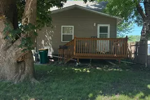 1126 S Newton Ave, Albert Lea, MN 56007 - Photo 1