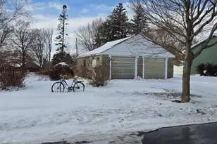 303 1st St NW, New Richland, MN 56072 - Photo 3