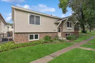 3460 Pilgrim Ln N, Plymouth, MN 55441 - Photo 1