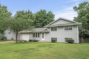 10632 Arrowhead Street NW, Coon Rapids, MN 55433 - Photo 1