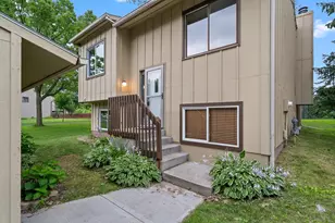 7813 Rimbley Rd, Woodbury, MN 55125 - Photo 1