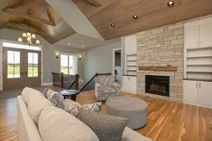 4868 Royal Oaks Cir SW, Rochester, MN 55902 - Photo 7