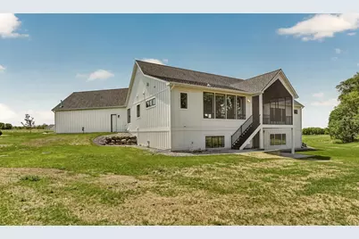 4868 Royal Oaks Circle SW, Rochester, MN 55902 - Photo 13