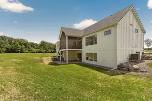 4868 Royal Oaks Circle SW, Rochester, MN 55902 - Photo 11