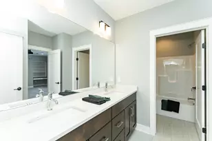 4868 Royal Oaks Circle SW, Rochester, MN 55902 - Photo 51