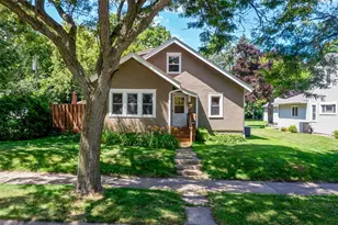 637 Hazel St N, Saint Paul, MN 55119 - Photo 1