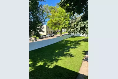 1224 Saint Joseph Avenue, Albert Lea, MN 56007 - Photo 3