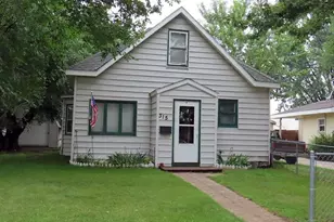 315 Conley Ave S, Thief River Falls, MN 56701 - Photo 1