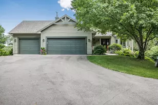 19363 E Tri Oak Cir NE, Wyoming, MN 55092 - Photo 35