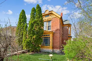 65 George St E, Saint Paul, MN 55107 - Photo 1