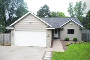3205 Lilac St, Eau Claire, WI 54703 - Photo 1