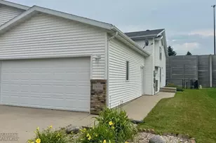 2608 Brookdale Rd, Moorhead, MN 56560 - Photo 1