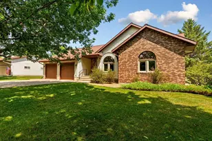 554 Kar-Mil Pl, Gaylord, MN 55334 - Photo 1