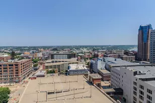 66 9th St E, Saint Paul, MN 55101 - Photo 21