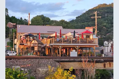 112-115 N Shore Drive, Fountain City, WI 54629 - Photo 9