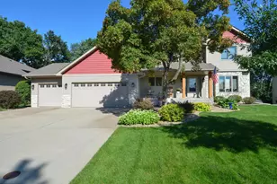6326 White Owl Dr, Circle Pines, MN 55014 - Photo 3