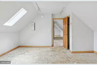 627 N Mendota Street, Saint Paul, MN 55106 - Photo 27