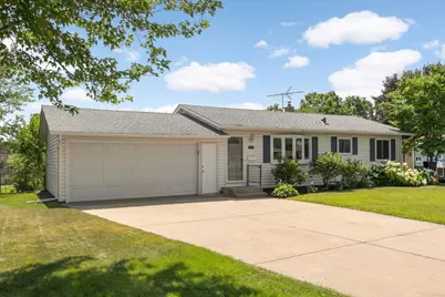 4096 71st Street E, Inver Grove Heights, MN 55076 - Photo 1