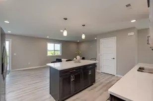 3205 Scotch Ln, Mankato, MN 56001 - Photo 7