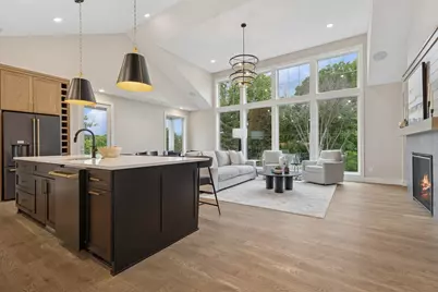 2682 Lakeview Court, Little Canada, MN 55117 - Photo 9