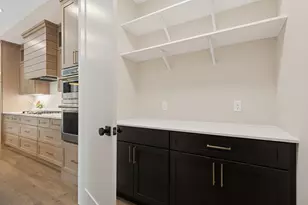 2682 Lakeview Ct, Little Canada, MN 55117 - Photo 21