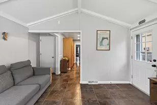 973 Randolph Ave, Saint Paul, MN 55102 - Photo 11