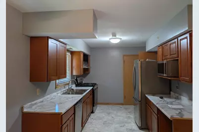 209 Hillcrest Way, Le Sueur, MN 56058 - Photo 7