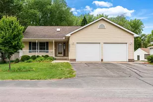 508 6th St S, Waterville, MN 56096 - Photo 1
