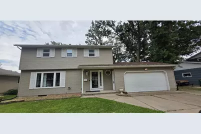 308 Lloyd Place, Albert Lea, MN 56007 - Photo 1