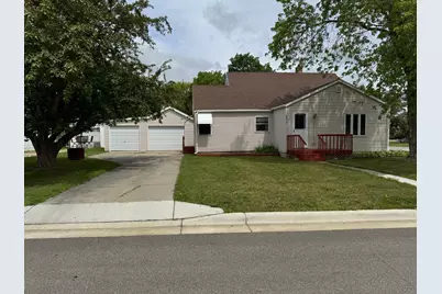 301 2nd Avenue SW, Clearbrook, MN 56634 - Photo 1