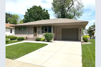 873 Redwood Drive, Fairmont, MN 56031 - Photo 1