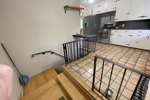 205 Deerwood Ln N, Plymouth, MN 55441 - Photo 9