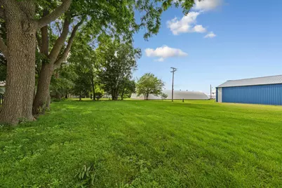 20 S Renville Street, Winthrop, MN 55396 - Photo 19