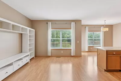 7525 5th Street N, Oakdale, MN 55128 - Photo 5