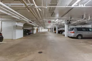 7635 Edinborough Way, Edina, MN 55435 - Photo 21