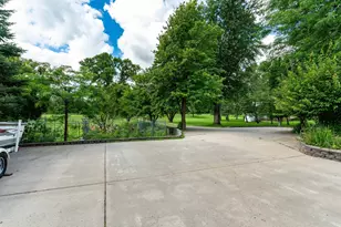 1225 E Mt Faith Ave, Fergus Falls, MN 56537 - Photo 9