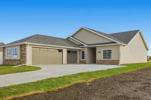 6230 21st St S, Fargo, ND 58104 - Photo 3