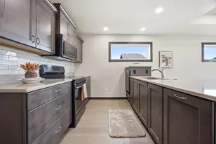 6230 21st St S, Fargo, ND 58104 - Photo 13