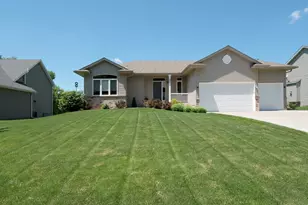 321 Lilium Cir, Watertown, MN 55388 - Photo 1