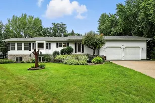 604 Valley View Ln, Watertown, MN 55388 - Photo 1