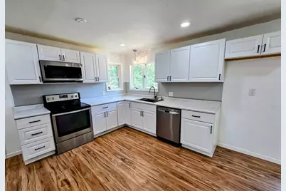 229 E Oak Street, Tyler, MN 56178 - Photo 3