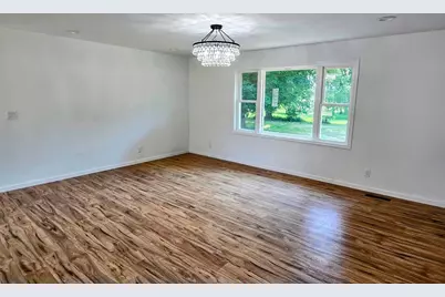 229 E Oak Street, Tyler, MN 56178 - Photo 5