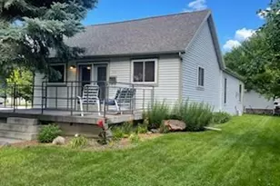 322 13th St N, Moorhead, MN 56560 - Photo 1